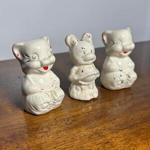 Ohio pottery - Shawnee Pottery bear shakers